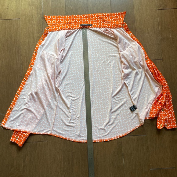 Sport graphic orange button shirt - Picture 4 of 9